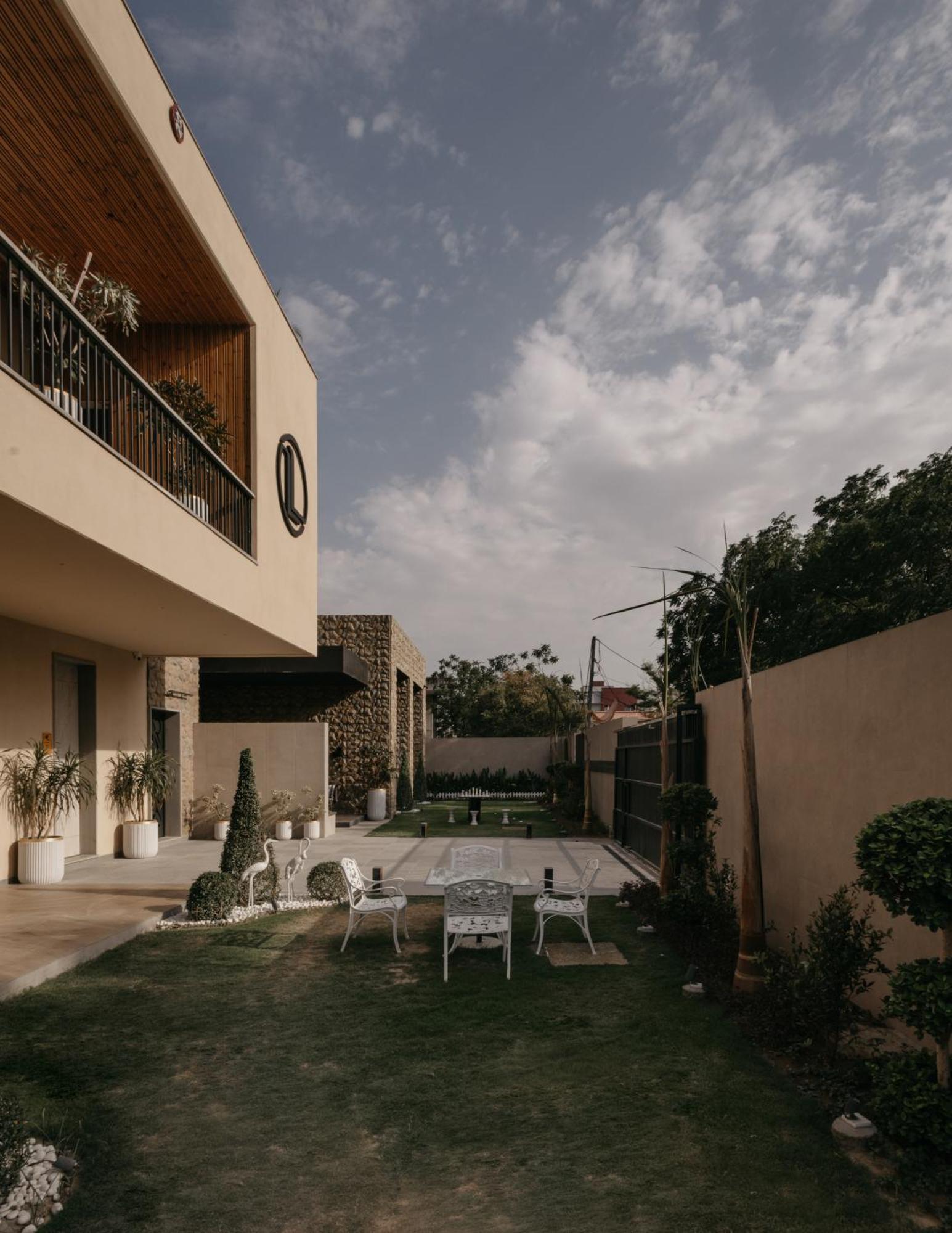 Luxury Lofts Hotel Amritsar Exterior foto