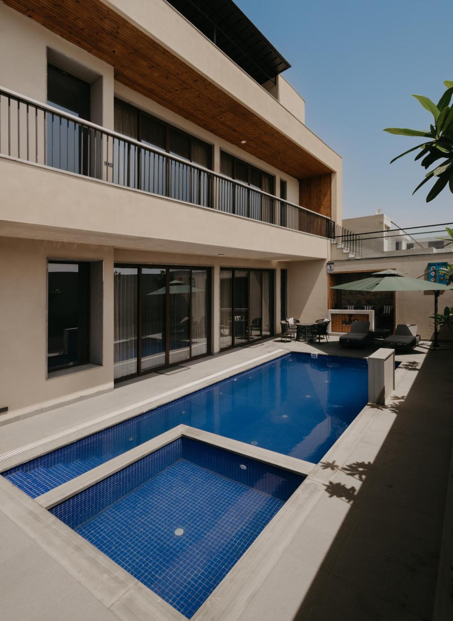 Luxury Lofts Hotel Amritsar Exterior foto